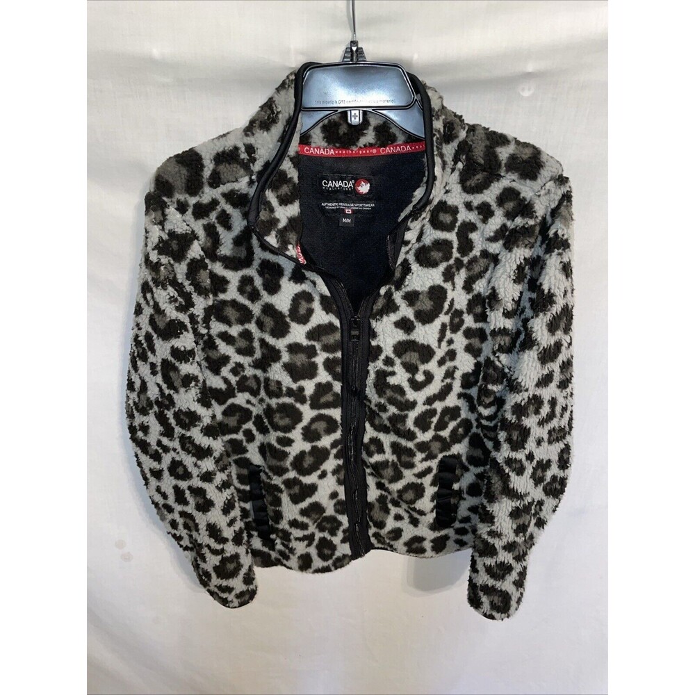 Canada Weatherwear Women’s Fleece Jacket Size Medium Gray Leopard Print Cozy